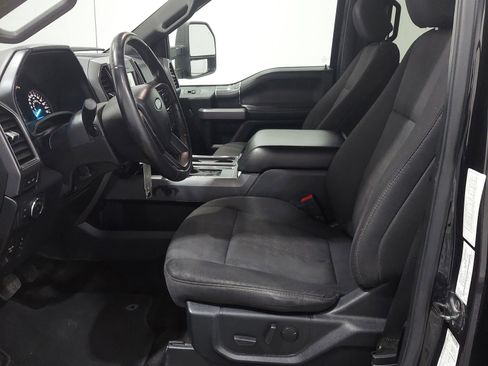 Used 2020 Ford F150 XLT w/ Equipment Group 302A Luxury AWD/4WD image 12