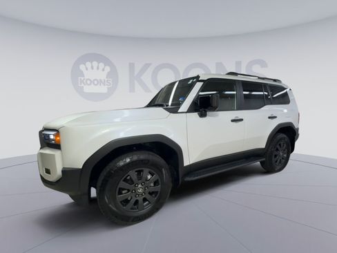 Used 2026 Toyota Land Cruiser w/ Premium Package AWD/4WD image 5