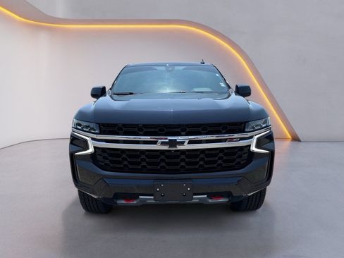Used 2022 Chevrolet Tahoe Z71 w/ Luxury Package AWD/4WD image 8