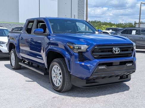 Used 2024 Toyota Tacoma SR5 image 3