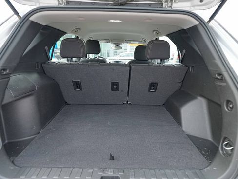 Used 2022 Chevrolet Equinox LS AWD/4WD image 15