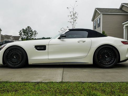 Used 2018 Mercedes-Benz AMG GT C image 22