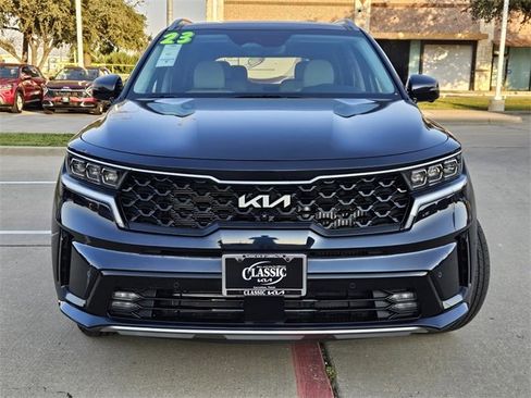 Certified 2023 Kia Sorento SX Prestige image 2