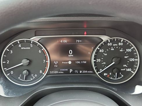 Used 2024 Nissan Rogue S FWD image 7