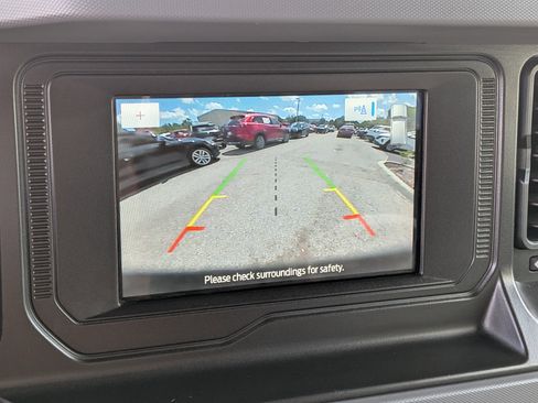 Used 2023 Ford Bronco Black Diamond AWD/4WD image 32