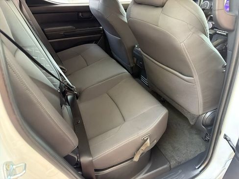 Used 2024 Toyota Tacoma SR image 32