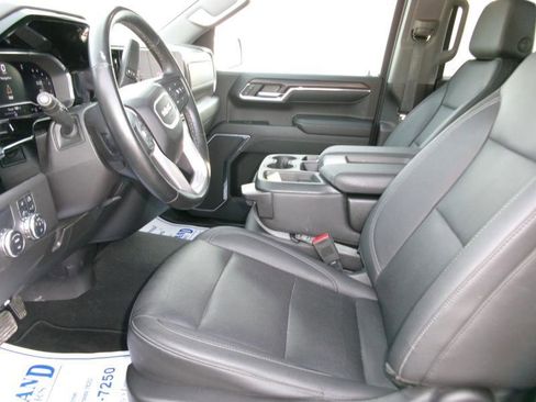 Used 2024 GMC Sierra 1500 SLT image 13
