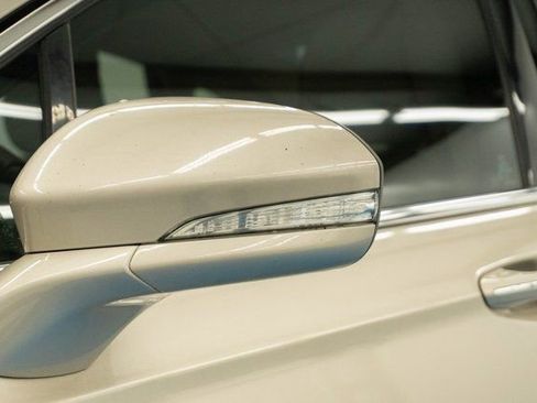 Used 2018 Ford Fusion Energi Platinum image 19