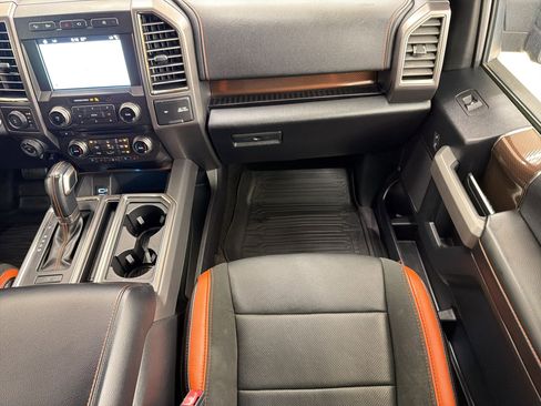 Used 2018 Ford F150 Raptor w/ Equipment Group 802A Luxury AWD/4WD image 24