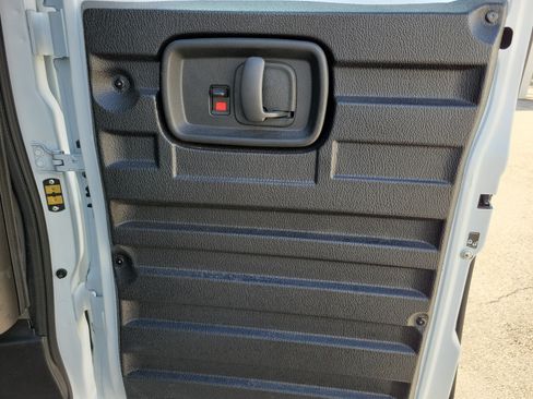 Used 2025 Chevrolet Express 2500 w/ Driver Convenience Package RWD image 15