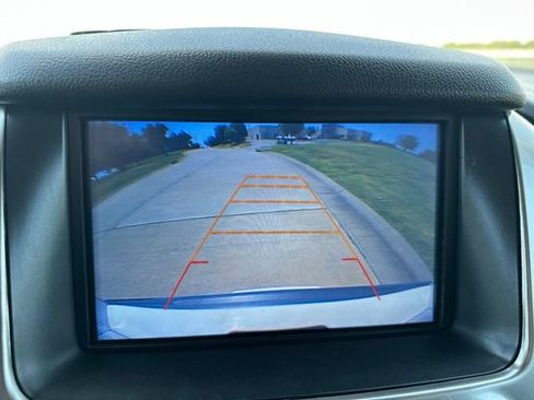 Used 2017 Chevrolet Tahoe Premier AWD/4WD image 15