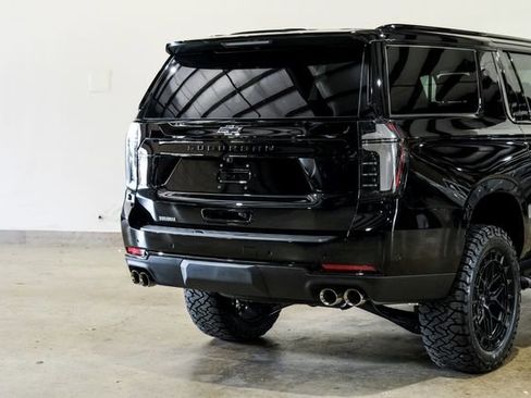 Used 2026 Chevrolet Suburban Z71 w/ Comfort Package AWD/4WD image 28