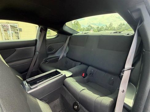 Used 2024 Toyota GR86 RWD image 19