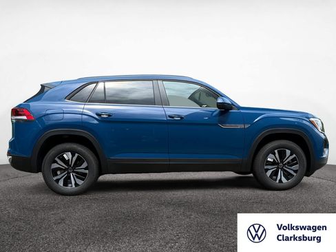 New 2025 Volkswagen Atlas Cross Sport SE image 6