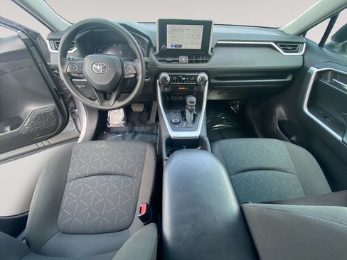 Used 2024 Toyota RAV4 XLE AWD/4WD image 10