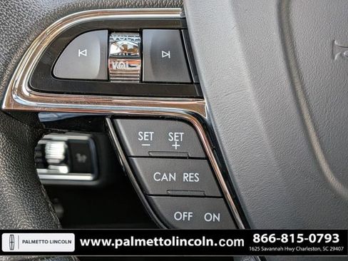 Certified 2022 Lincoln Nautilus FWD w/ Premium Package image 26