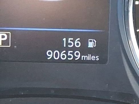 Used 2018 Nissan Rogue S image 17