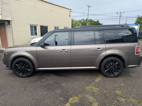 Used 2019 Ford Flex SEL w/ Equipment Group 202A AWD/4WD image 4