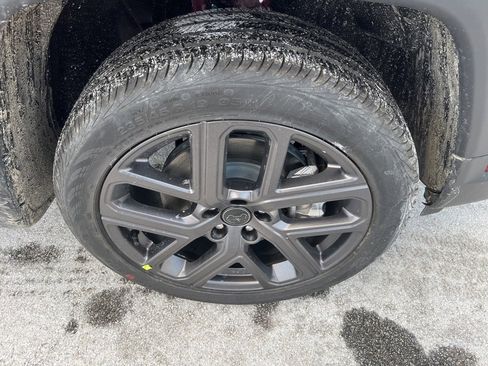 New 2026 Jeep Compass Limited image 9