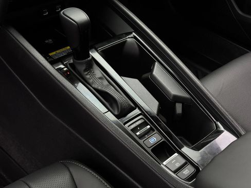 Used 2025 Honda Accord EX-L image 25