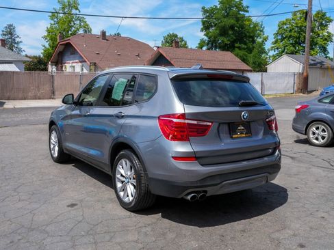 Used 2016 BMW X3 xDrive28i image 3