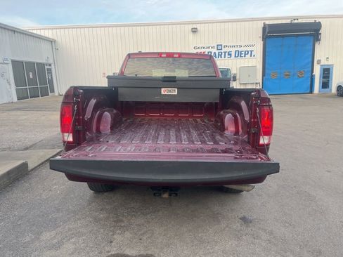 Used 2019 RAM 1500 Express image 11