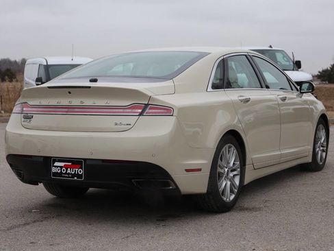 Used 2015 Lincoln MKZ Base 4dr Sedan w/ Equipment Group 102A Reserve image 9