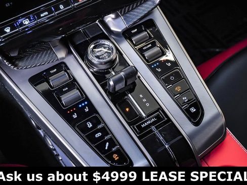 New 2025 Aston Martin Vanquish RWD image 29