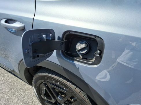 Used 2023 Kia Telluride EX X-Line AWD/4WD image 12