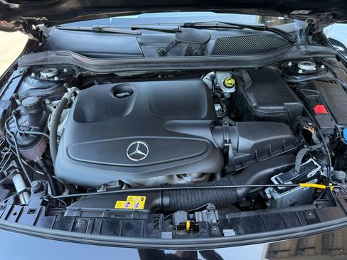 Certified 2019 Mercedes-Benz GLA 250 4MATIC image 13