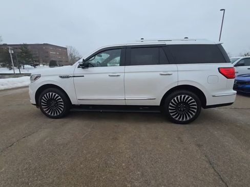 Used 2018 Lincoln Navigator Black Label w/ Cargo Package image 4