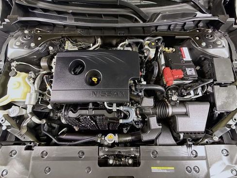 Used 2019 Nissan Altima 2.5 SR w/ SR Premium Package FWD image 28