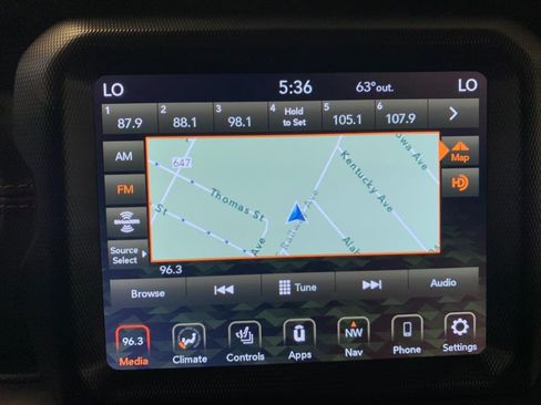 Used 2022 Jeep Wrangler Unlimited Sahara AWD/4WD image 22