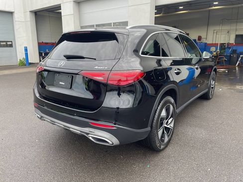 Used 2024 Mercedes-Benz GLC 300 4MATIC image 7