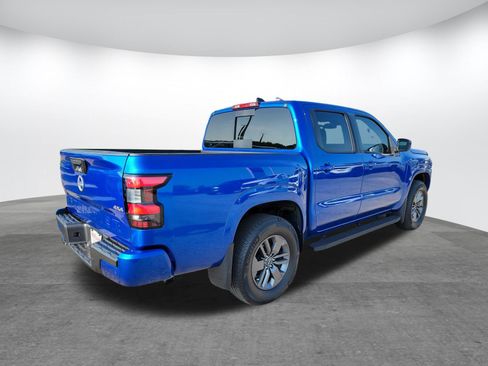 Used 2026 Nissan Frontier SV AWD/4WD image 5