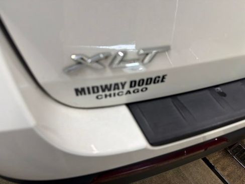 Used 2021 Ford Explorer XLT w/ Equipment Group 202A AWD/4WD image 8