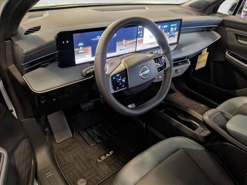 New 2026 Nissan Leaf SV+ w/ Floor Mat Package (SV+) FWD image 3