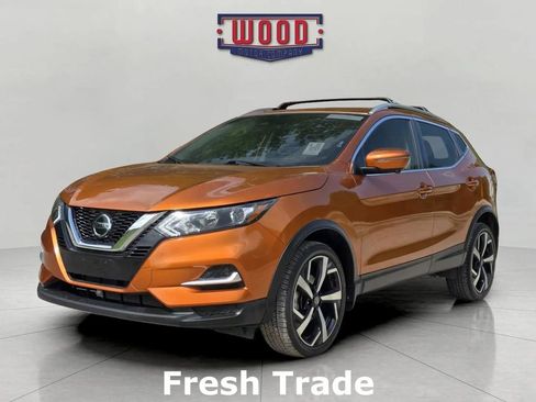 Used 2022 Nissan Rogue Sport SL image 3
