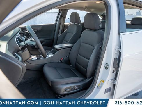 Used 2024 Chevrolet Malibu LT image 4