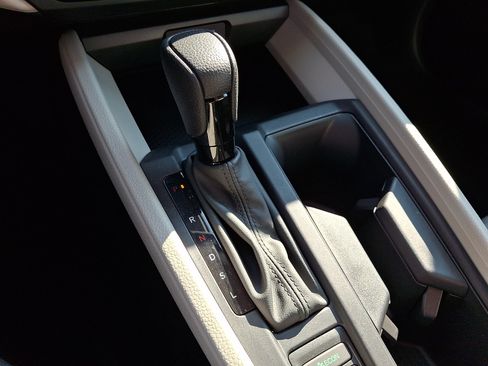 Certified 2025 Honda Accord LX image 14