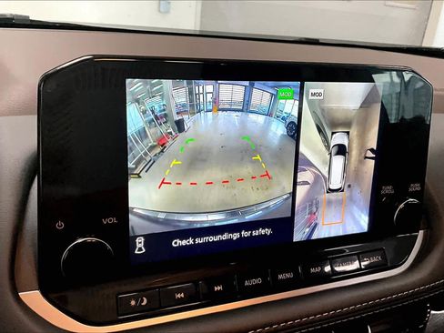 Used 2023 Nissan Rogue SL image 23