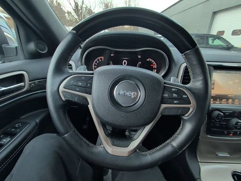 Used 2014 Jeep Grand Cherokee Overland image 19