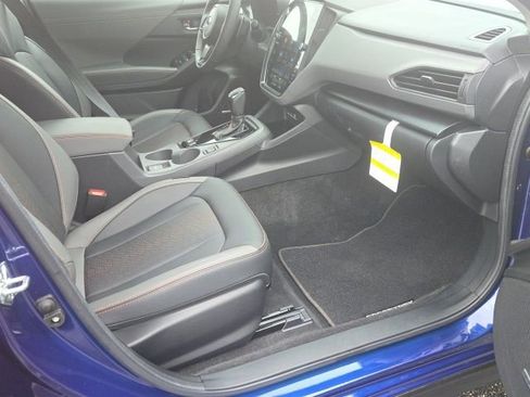 Certified 2025 Subaru Crosstrek 2.5i Limited w/ Crosstrek Mirror Package image 10