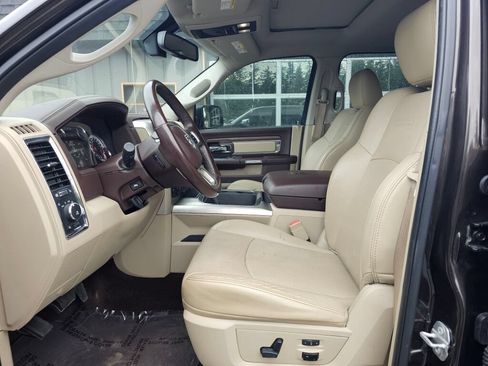 Used 2017 RAM 1500 Laramie w/ Convenience Group AWD/4WD image 21