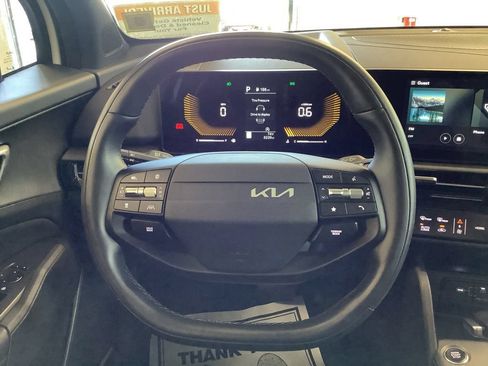 Certified 2026 Kia Sportage X-Line w/ X-Line Premium Package AWD/4WD image 13