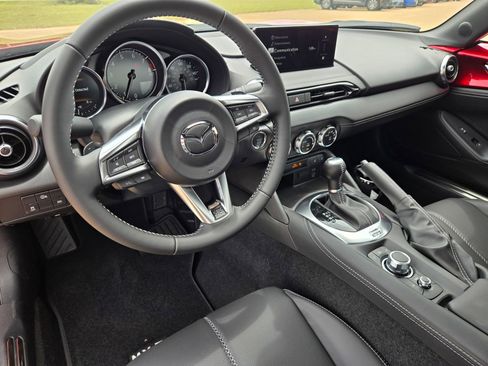 New 2026 MAZDA MX-5 Miata RF Grand Touring RWD image 8