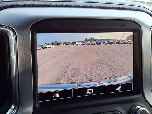 Used 2021 GMC Sierra 1500 SLT w/ SLT Premium Plus Package RWD image 11