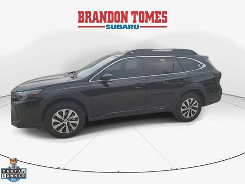 Used 2025 Subaru Outback Premium AWD/4WD image 6