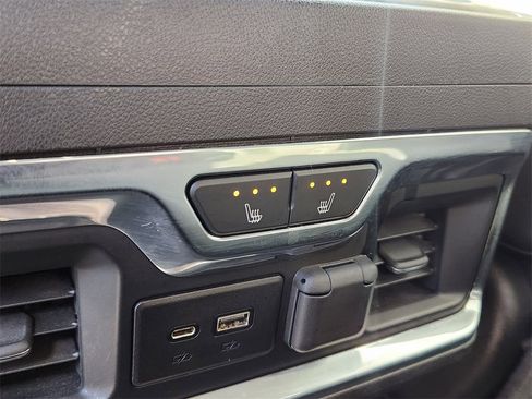 Used 2019 GMC Sierra 1500 SLT w/ SLT Premium Plus Package image 11