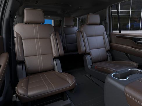 New 2026 Chevrolet Suburban High Country AWD/4WD image 18
